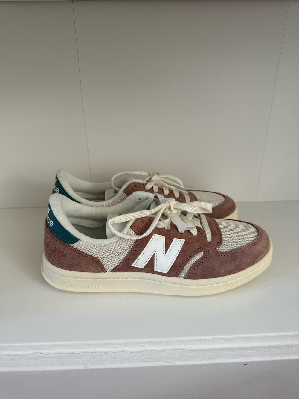 New Balance Beige & Dusty Rose 574-Style Sneakers men’s 7 women’s 8.5